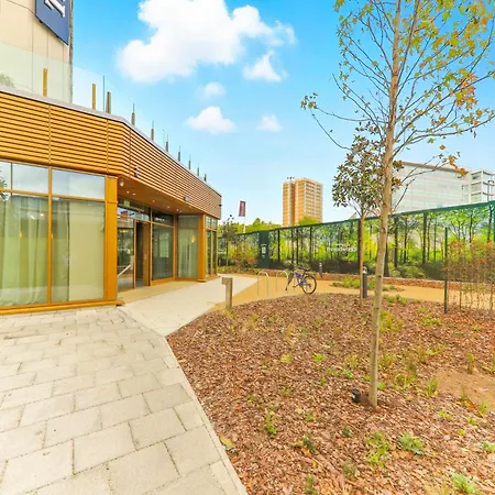 Semesterbostad Brand New Student Only Ensuite In *